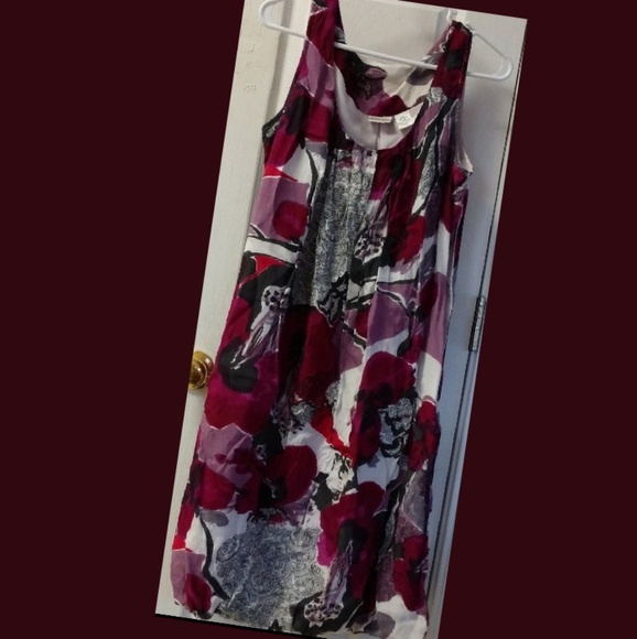 Sleeveless print bell shape dress - Picture 2 of 6